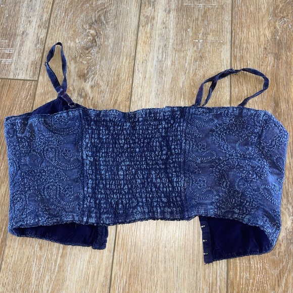 Corset like crop top button in the front - Picture 2 of 3